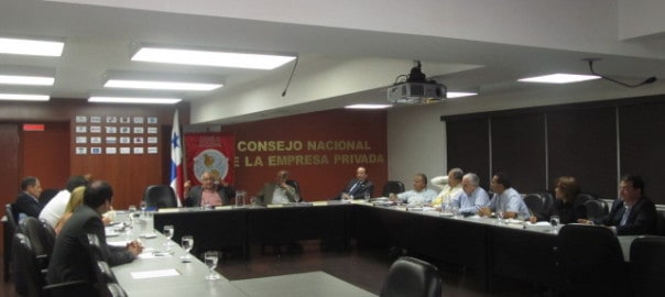 Presidente del CoNEP se Rehúne con los Gremios de APATEL, ACOBIR y API en Relación al Tema de Arrendamientos